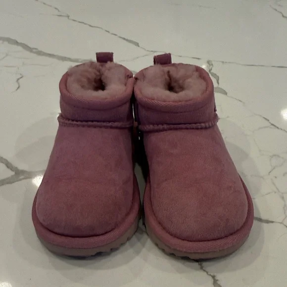 UGG Pink Short Boots - Picture 1 of 6